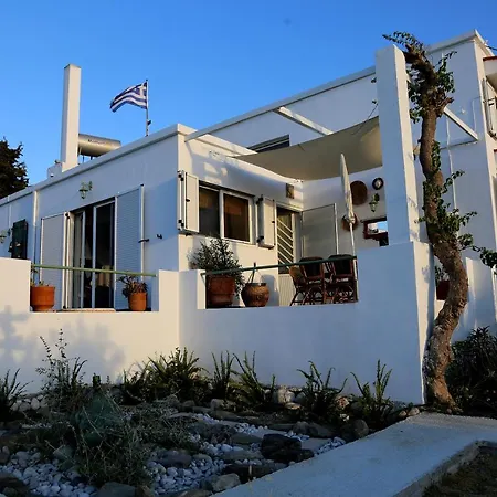 Holiday home The Rosemary House